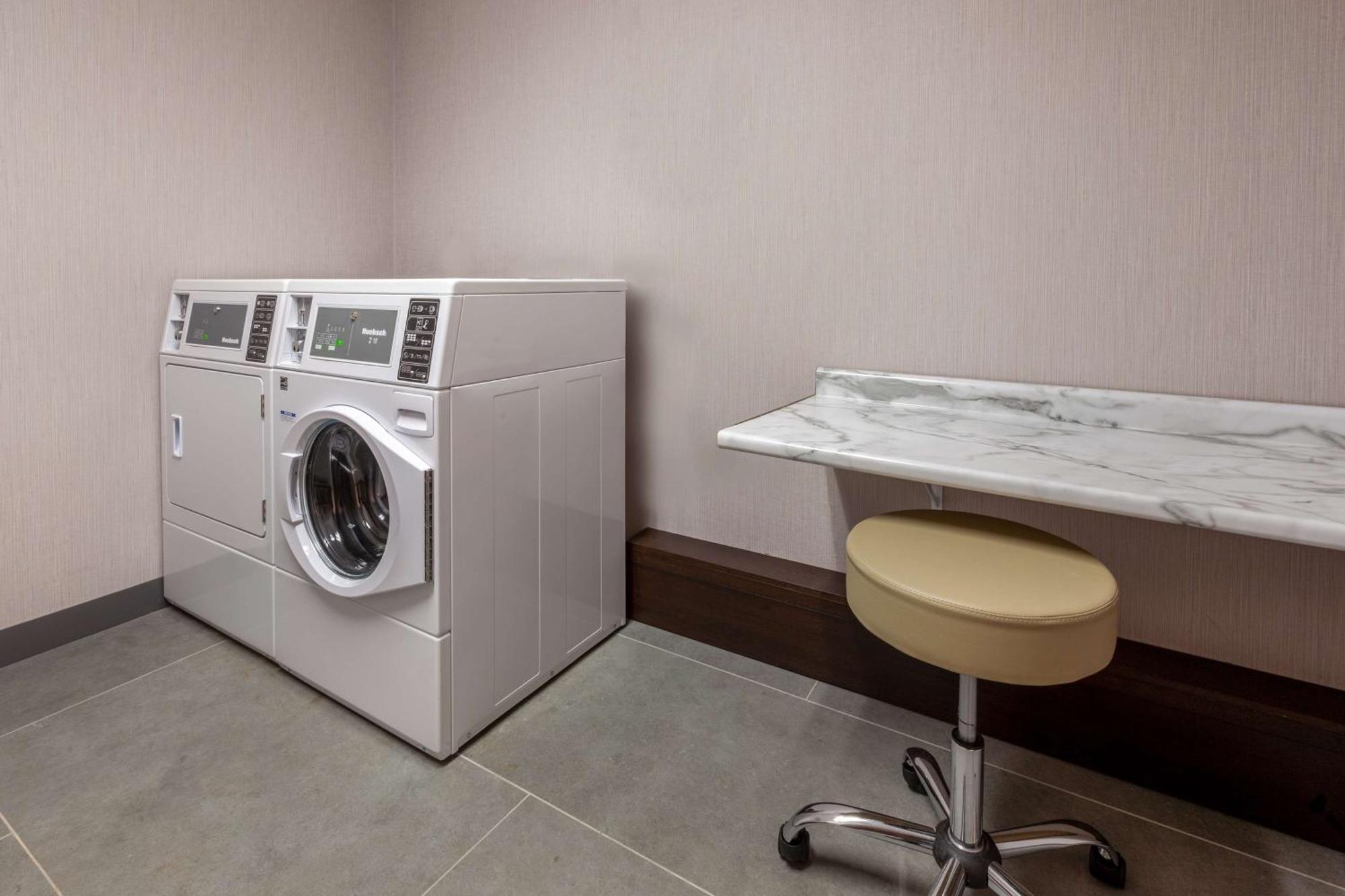 Hampton Inn & Suites Bloomfield Hills Detroit Екстер'єр фото